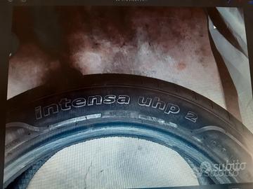 GOMME 225/50 R17