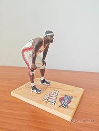 McFarlane LeBron James serie 16