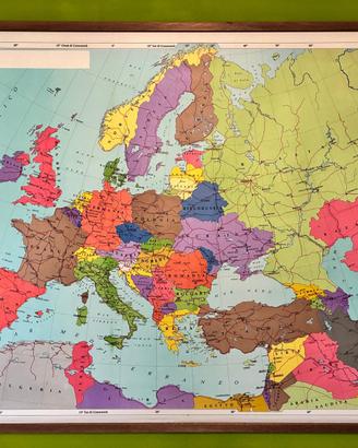 Carta geografica scolastica vintage EUROPA reverse