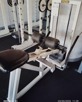 calf machine Technogym