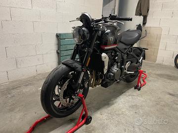Triumph Trident 660