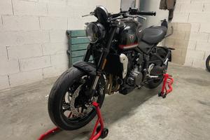 Triumph Trident 660