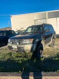 Disponibili ricambi Nissan Patrol Gr Y61.