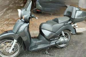 Aprilia Scarabeo 200 benzina