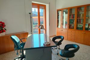 Stanza per medici e nutrizionisti studio Telese T