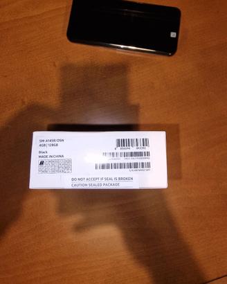 SAMSUNG GALAXY A14