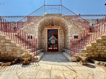 CASA SEMINDIPENDENTE A MONOPOLI
