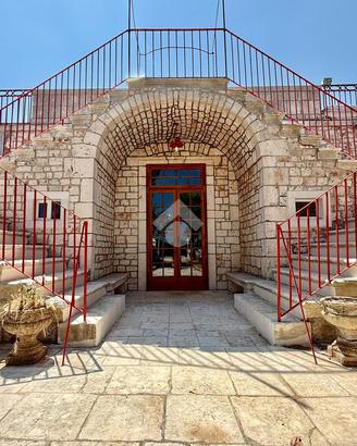 CASA SEMINDIPENDENTE A MONOPOLI