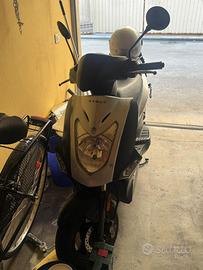 Scooter Kymco Agility