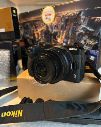 Nikon mirrorless Z30 + Nikkor Z 50-250