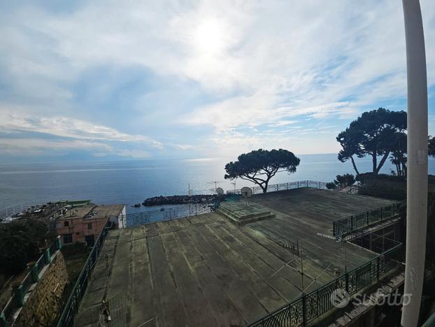 Posillipo Calata Ponticello a Marechiaro Rif.380V