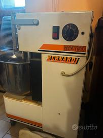 impastatrice professionale Bernardi FM10
