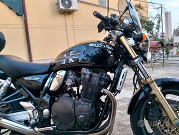 Suzuki GSX S 750 - 2000