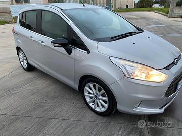 FORD B-Max anno 2017 titanium