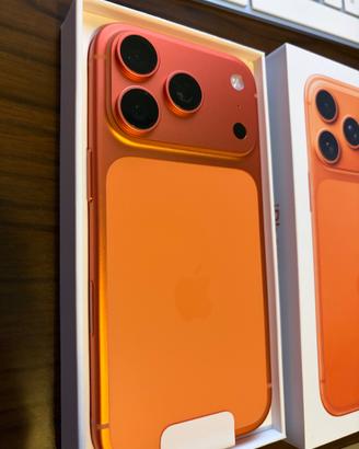 iPhone 17 Pro 256GB Cosmic Orange nuovo 19 cicli