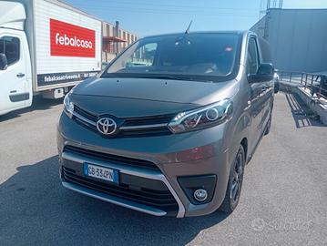 Toyota Proace Verso 2.0D 180 CV Black Edition 8 PO