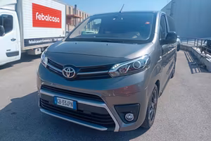 Toyota Proace Verso 2.0D 180 CV Black Edition 8 PO