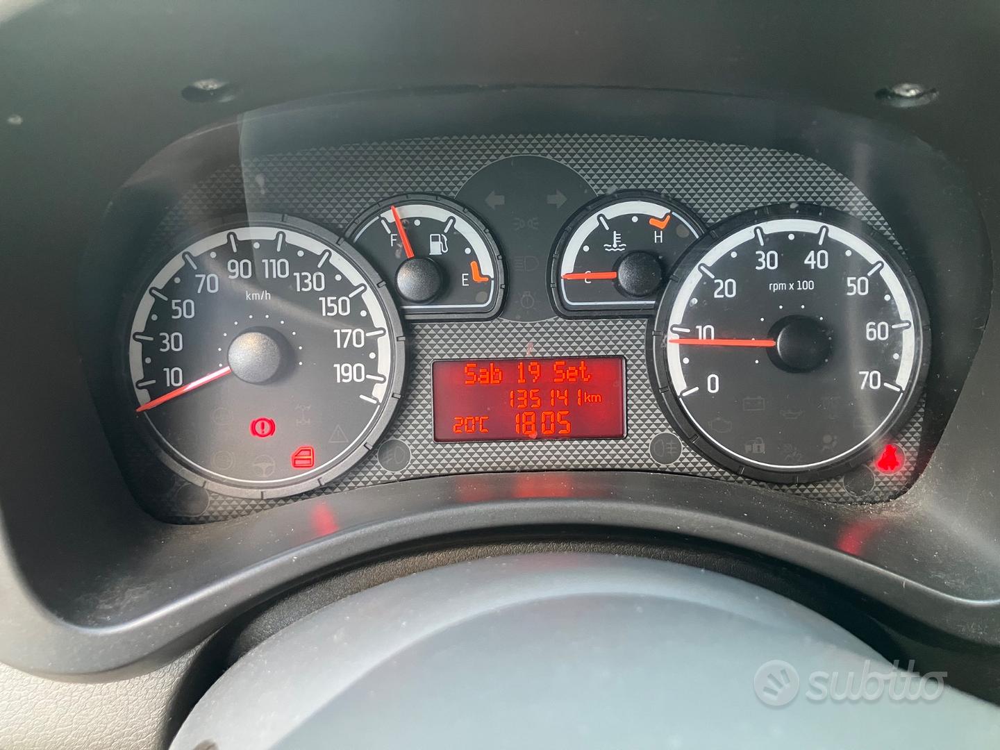 Fiat Panda 2011 photo 5