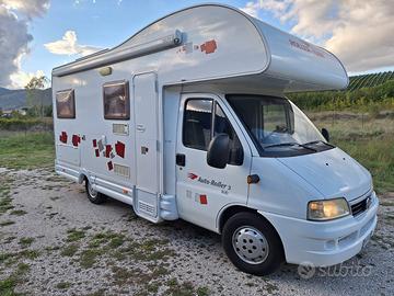 Camper mansardato Roller Team