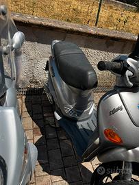 Scuter Piaggio liberty 125