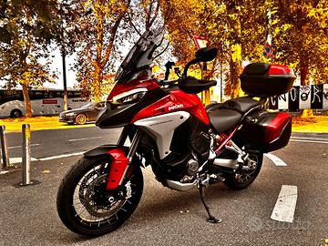 DUCATI MULTISTRADA V4S TRAVEL & RADAR