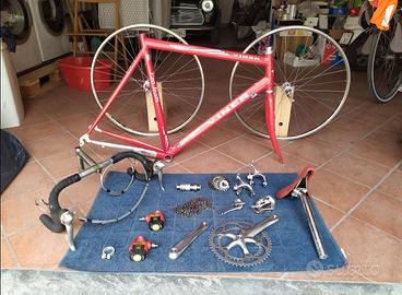 Bici corsa Viner con gruppo Ultegra