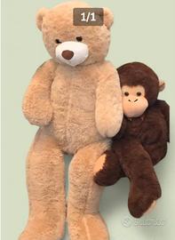 Orso e scimmia giganti