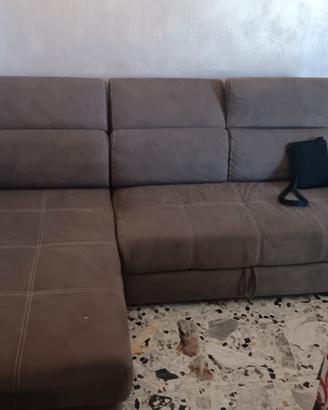 divano con penisola 