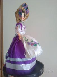 bambola souvenir -collezione - U.K. anno 1980