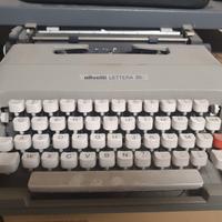 Olivetti Lettera 35 – Macchina da scrivere vintage