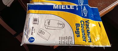 Sacchetti aspirapolvere .