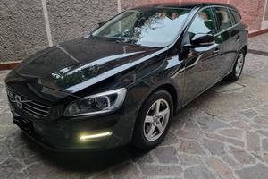 volvo v60 2017 