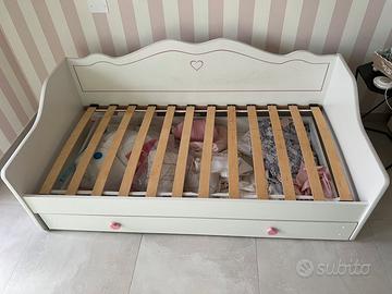 Letto divanetto bambina