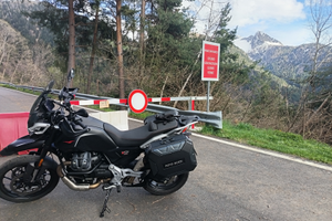 Moto guzzi v85 strada