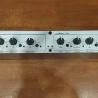 DBX 223xs CROSSOVER STEREO