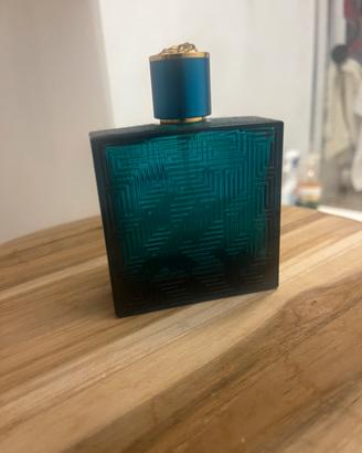 Boccetta profumo versace eros