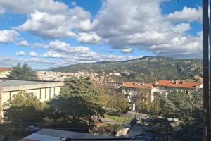 Nuoro - ampio e luminoso appartamento