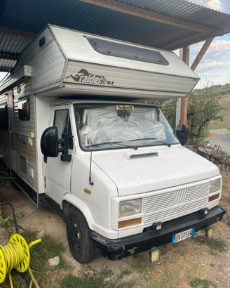 Camper mansardato
