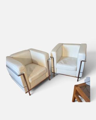 poltrone in pelle stile LC2