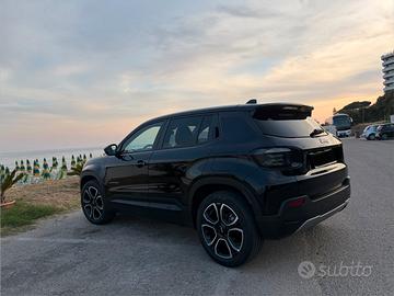JEEP AVENGER SUMMIT
