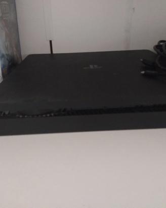 ps4 + 2 joystick + giochi 