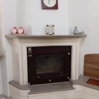 Rivestimento camino in marmo