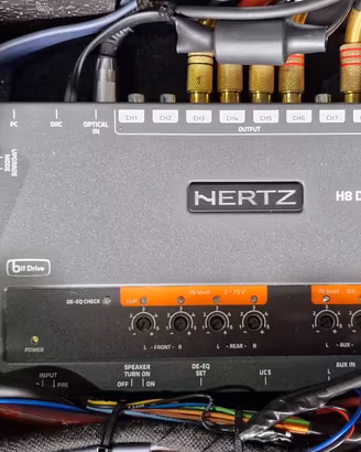 Kit Car Audio Top: Ampli Audison SR 4.500 + Hertz 