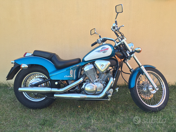 Honda shadow 600 - 6643 km