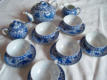 SERVIZIO DA THE VINTAGE IN PORCELLANA GIAPPONESE