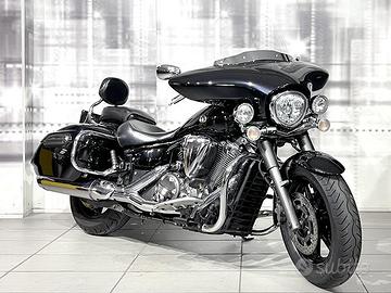 Yamaha XVS 1300 A Midnight Star