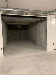 Castellamonte: box auto