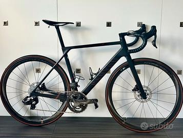 Canyon Ultimate CFR - campagnolo collection