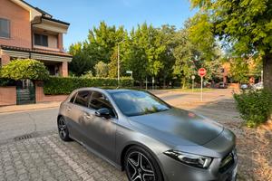 Mercedes classe A 180d premium night edition