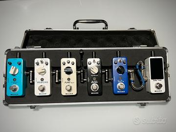 Pedaliera pedalini Mooer con Flycase e cablaggi